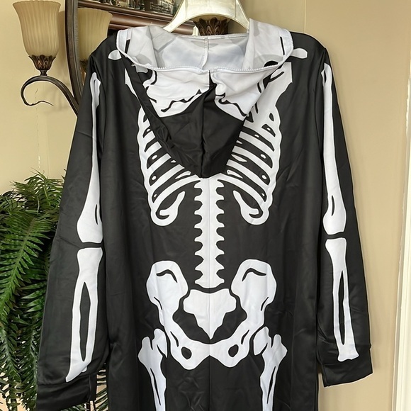 Brand New Halloween Costume Skeleton Zip Up Onesie Mask Cosplay Black & White - Picture 11 of 13